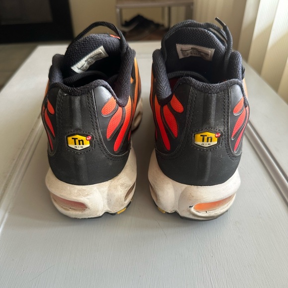 Nike Air Max Plus “Sunset/ Pimento” 2018 (sz 11) - Picture 6 of 8